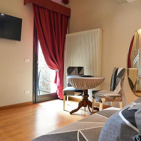 Honey Rooms Феррара Екстер'єр фото